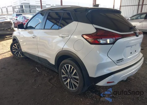 2022 Nissan Kicks Sv Xtronic Cvt из США, поврежденный, VIN 3N1CP5CV8NL478919